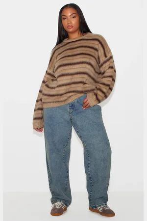 PRETTYLITTLETHING Plus Boyfriend Jeans