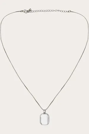 PRETTYLITTLETHING Silver Square Pendant Necklace