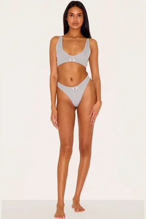 PRETTYLITTLETHING Badge Seamless Thong