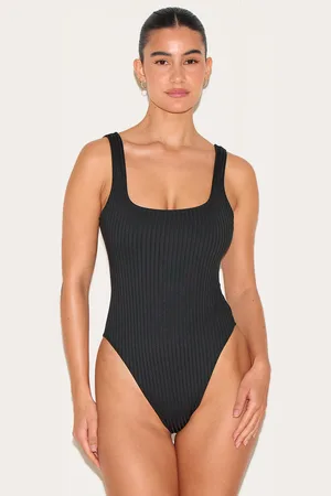 PRETTYLITTLETHING Textured Stripe Scoop Swimsuit