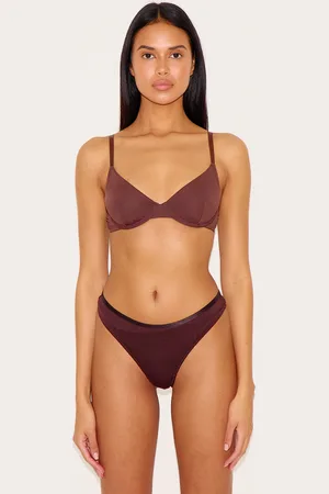 PRETTYLITTLETHING Non Cupped Underwired Bra
