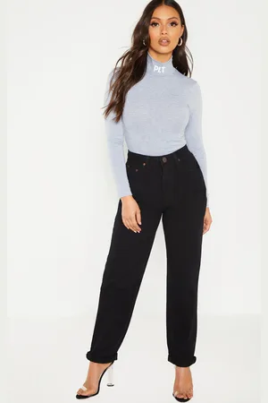 PRETTYLITTLETHING Petite Straight Leg Jean