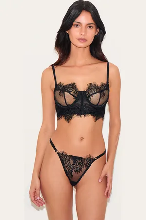 PRETTYLITTLETHING Eyelash Lace Corset Lingerie Set
