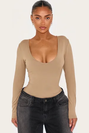 PRETTYLITTLETHING Shape Olive Sculpted V Neck Long Sleeve Bodysuit