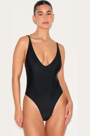 PRETTYLITTLETHING Low Scoop Basic Swimsuit