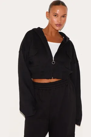 PRETTYLITTLETHING Plus Zip Up Cargo Crop Hoodie