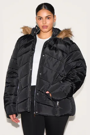 PRETTYLITTLETHING Plus Quilted Mara Faux Fur Hooded Puffer Jacket