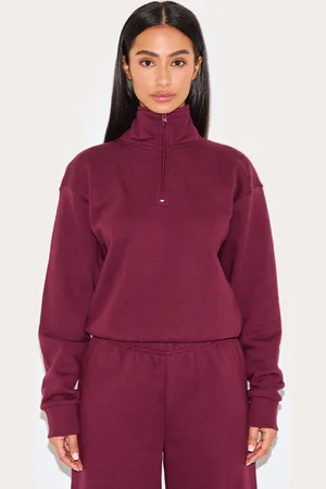 PRETTYLITTLETHING Petite Burgundy Quarter Zip Sweatshirt