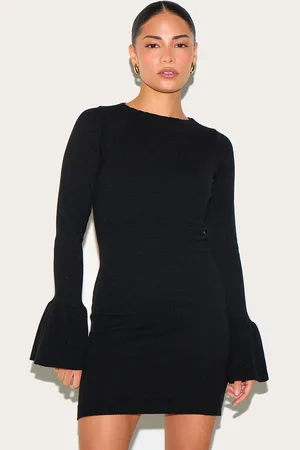 PRETTYLITTLETHING Petite Fine Knit Boatneck Mini Dress