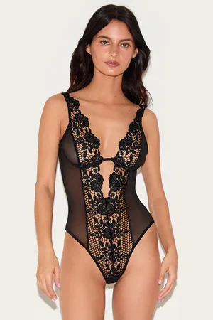 PRETTYLITTLETHING Mesh Deep Plunge Crochet Lace Bodysuit