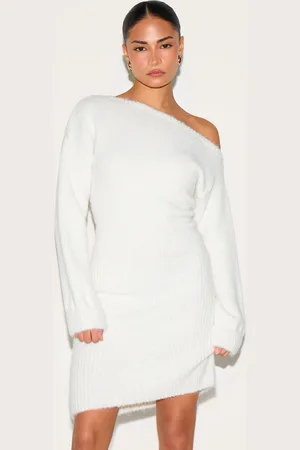 PRETTYLITTLETHING Petite Cream Knit Asymmetric Mini Dress