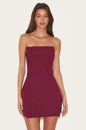 PRETTYLITTLETHING Wine Woven Panel Detail Bandeau Mini Dress