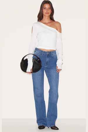 PRETTYLITTLETHING Seam Detail Straight Leg Jeans