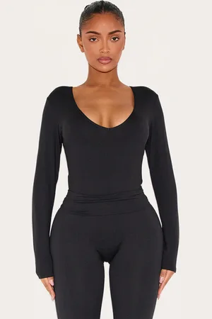 PRETTYLITTLETHING Shape Sculpted V Neck Long Sleeve Bodysuit