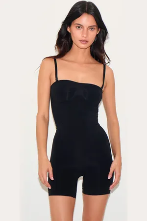 PRETTYLITTLETHING Bandeau Removable Strap Shapewear Bodysuit