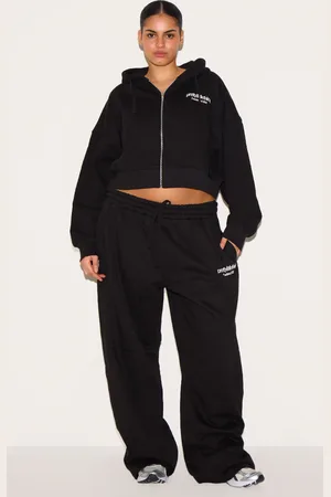 PRETTYLITTLETHING Plus Printed Premium Wide Leg Joggers