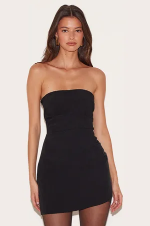 PRETTYLITTLETHING Bandeau Ruched Mini Dress