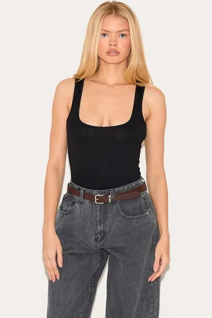 PRETTYLITTLETHING Basic Racer Back Bodysuit