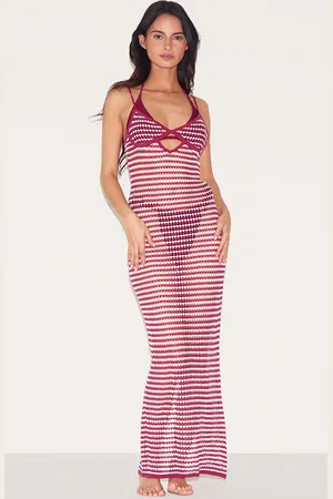PRETTYLITTLETHING Burgundy Contrast Crochet Maxi Beach Dress
