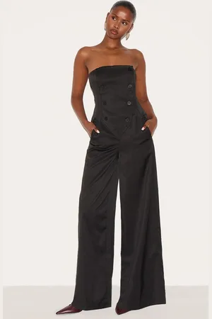 PRETTYLITTLETHING Tailored Woven Button Up Wide Leg Bandeau Jumpsuit