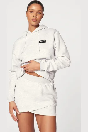 PRETTYLITTLETHING Logo Badge Detailed Oversized Hoodie