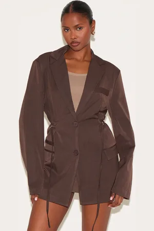 PRETTYLITTLETHING Mocha Belt Detail Blazer