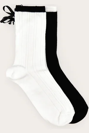 PRETTYLITTLETHING Monochrome Trim Bow 2 Pack Socks