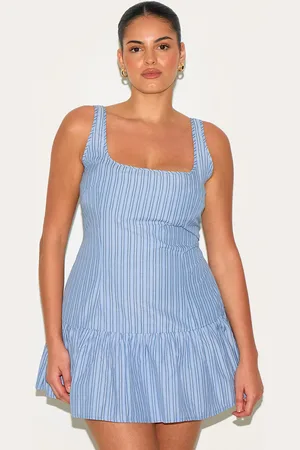PRETTYLITTLETHING Plus Striped Sleeveless Scoop Neck Shift Dress