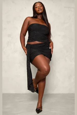 PRETTYLITTLETHING Plus Devore Ruched Drape Detail Mini Skirt
