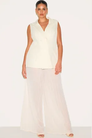PRETTYLITTLETHING Plus Waistcoat Overlay Chiffon Jumpsuit