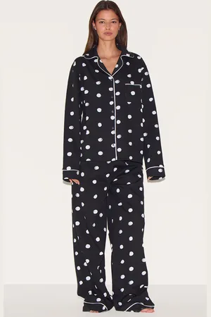 PRETTYLITTLETHING Polka Dot Jersey Piping Detail Long PJ Set