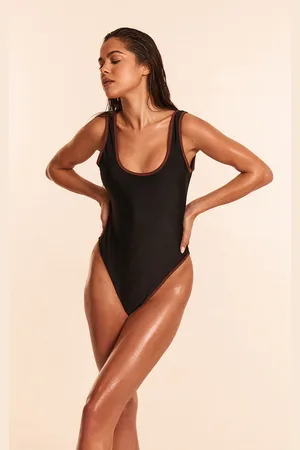 PRETTYLITTLETHING Contrast Binding Scoop Back Swimsuit