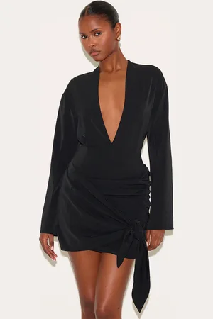 PRETTYLITTLETHING Woven Plunge Wrap Shirt Dress
