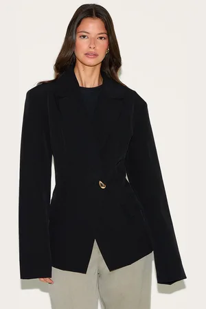 PRETTYLITTLETHING Cinched Waist Lapel Point Detail Blazer
