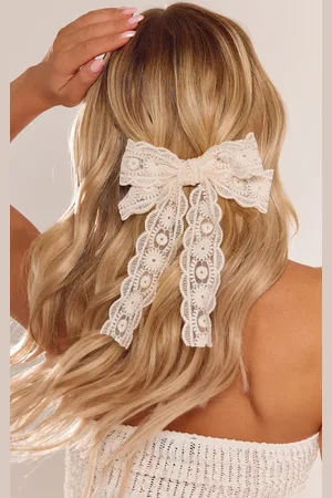 PRETTYLITTLETHING Cream Lace Bow Hair Clip
