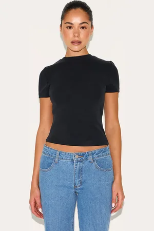 PRETTYLITTLETHING Premium Soft Touch Fitted T Shirt