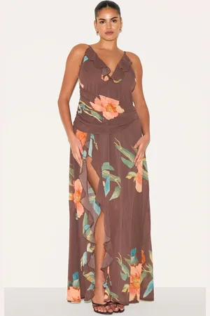 PRETTYLITTLETHING Plus Floral Chiffon Frill Plunge Strappy Maxi Dress