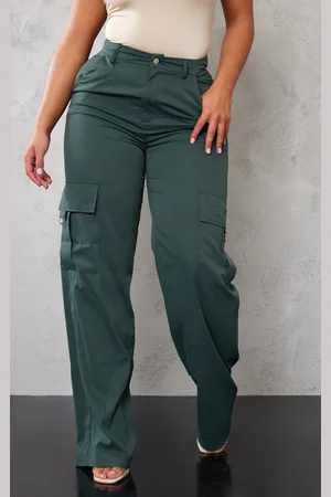 PRETTYLITTLETHING Shape Buckle Detail Cargo Wide Leg Trousers