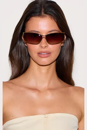 PRETTYLITTLETHING Gold Trim Frame Visor Sunglasses