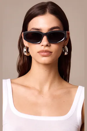 PRETTYLITTLETHING Chunky Angled Sunglasses