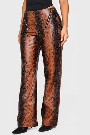 PRETTYLITTLETHING Petite Faux Leather Zip Detail Low Rise Wide Leg Trousers