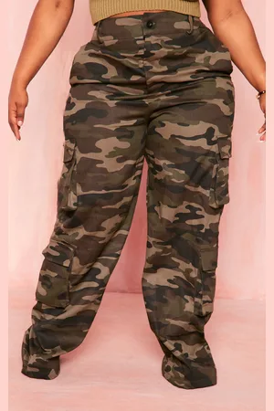 PRETTYLITTLETHING Plus Khaki Camo Cargo Trousers