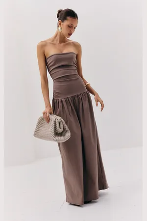 PRETTYLITTLETHING Taupe Stretch Woven Bandeau Ruched Maxi Dress