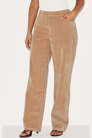 PRETTYLITTLETHING Petite Faux Suede Mid Rise Straight Leg Trousers