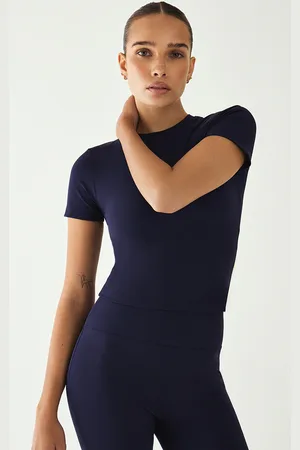 PRETTYLITTLETHING Navy Ultimate Sculpt Longline Short Sleeve Gym Top