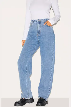 PRETTYLITTLETHING Tall High Waist Boyfriend Jeans