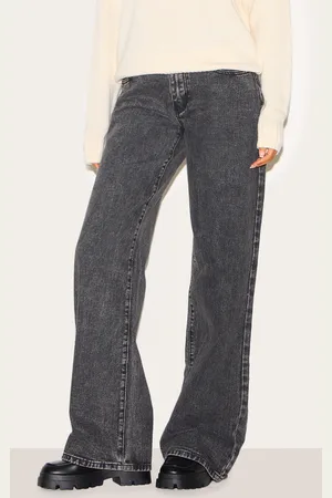 PRETTYLITTLETHING Tall Low Rise Boyfriend Jeans