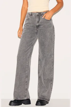 PRETTYLITTLETHING Tall Low Rise Straight Leg Jeans