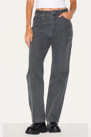 PRETTYLITTLETHING High Waist Straight Leg Jeans