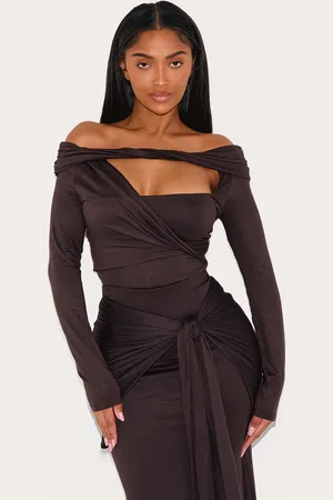 PRETTYLITTLETHING Shape Super Soft Bardot Twist Cut Out Bodysuit